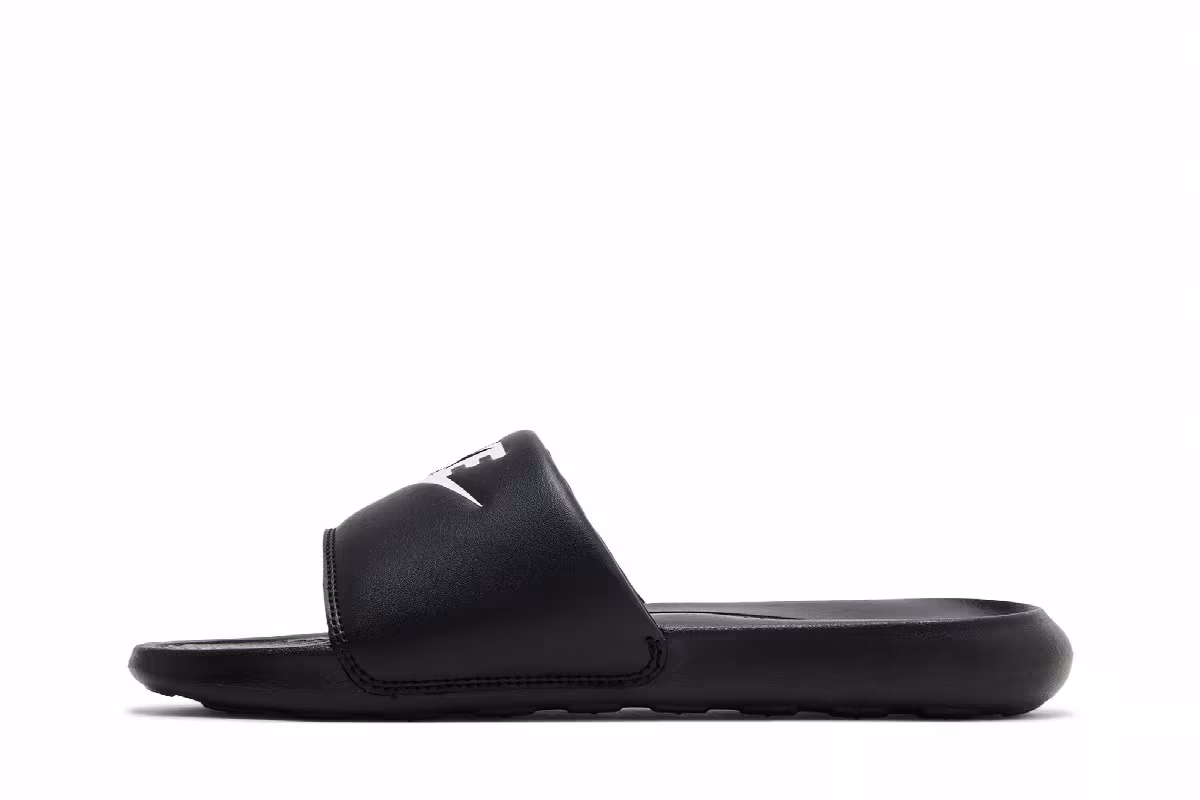 Nike Women's Victori One Slide Black White, view 4