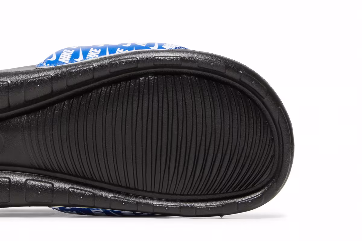 Nike Victori One Printed Slide Repeat Logo - Game Royal, view 6