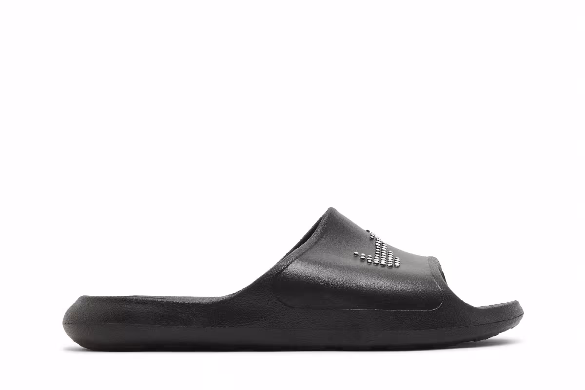 Nike Women's Victori One Shower Slide Black, view 2