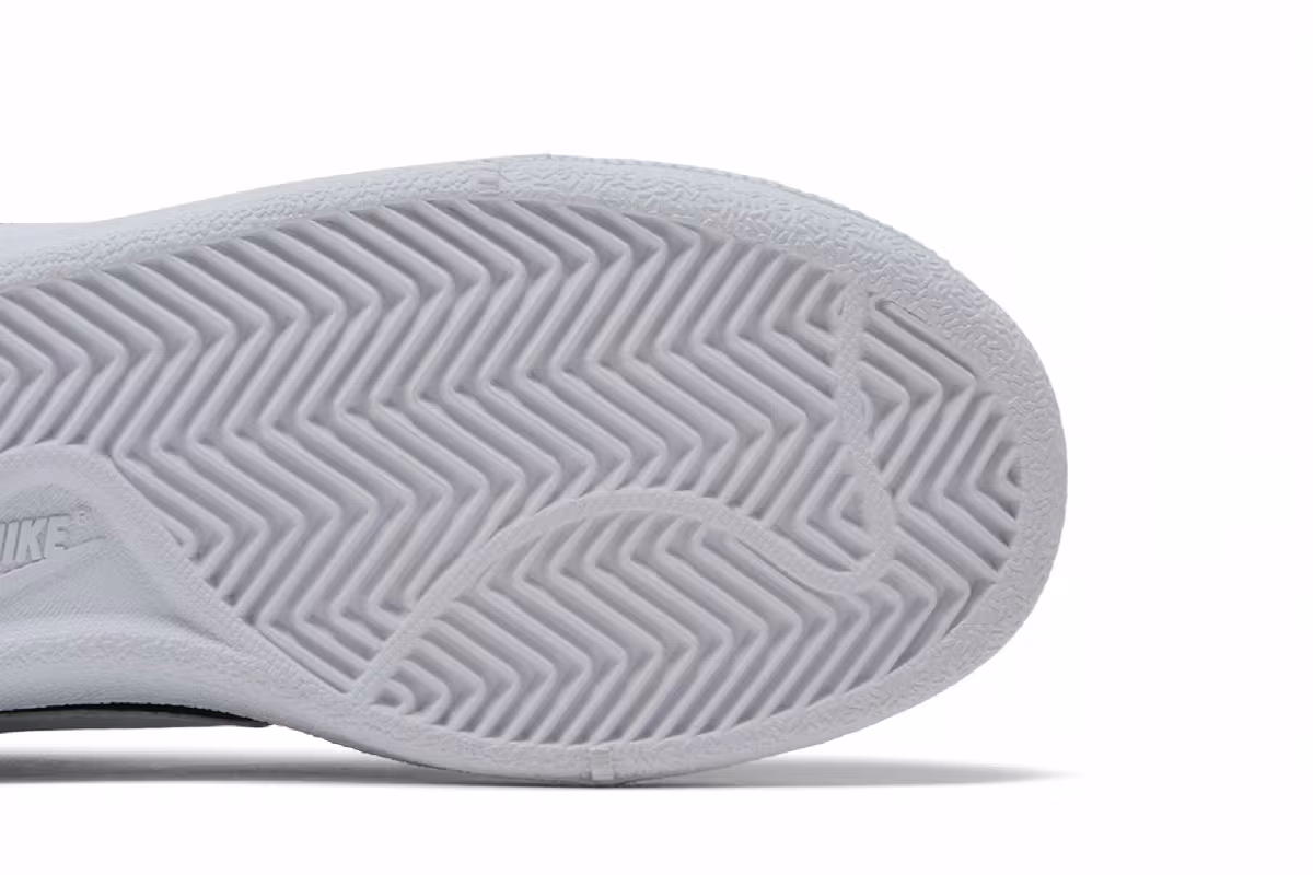 Nike Women's Court Royale Black White, view 6