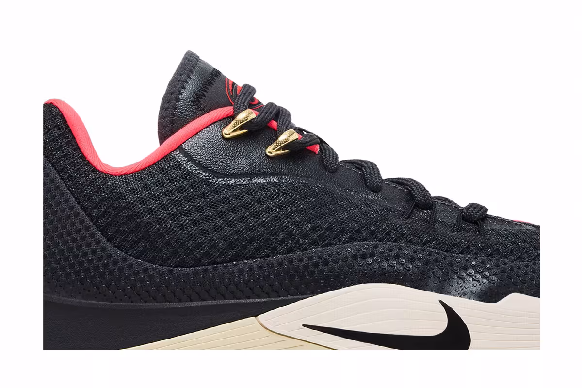 Nike S.T. Flare EP Solar Red, view 3