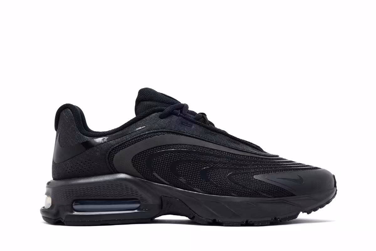 Nike Air Max Fire Triple Black, view 2