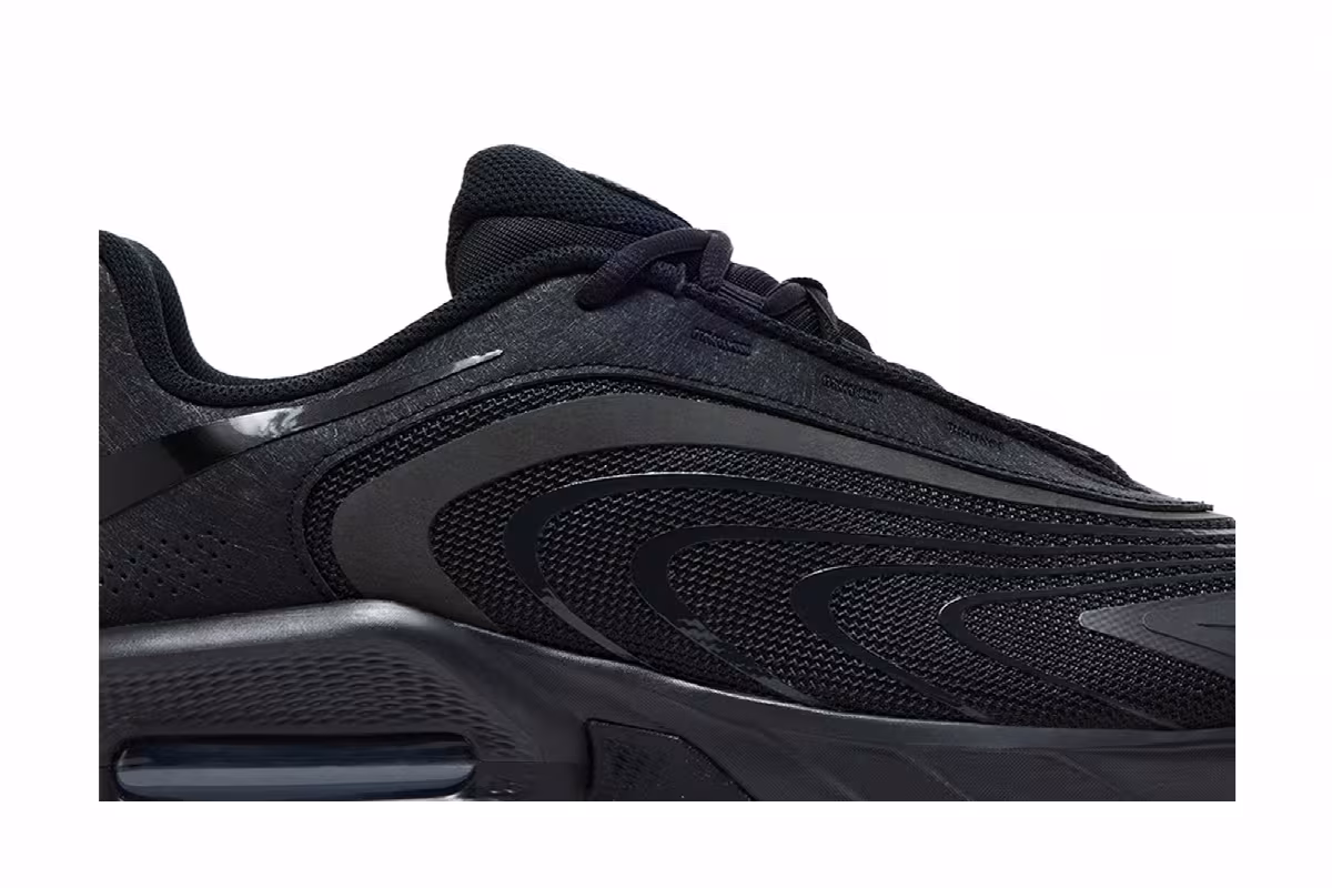 Nike Air Max Fire Triple Black, view 3