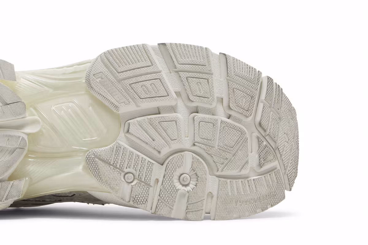 Balenciaga Runner Sneaker White 2022, view 6