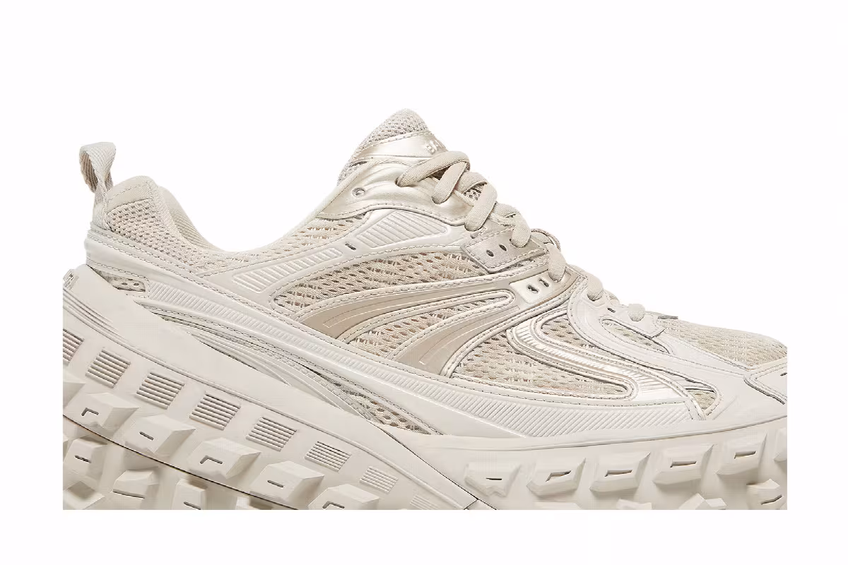 Balenciaga Defender Sneaker Beige, view 3