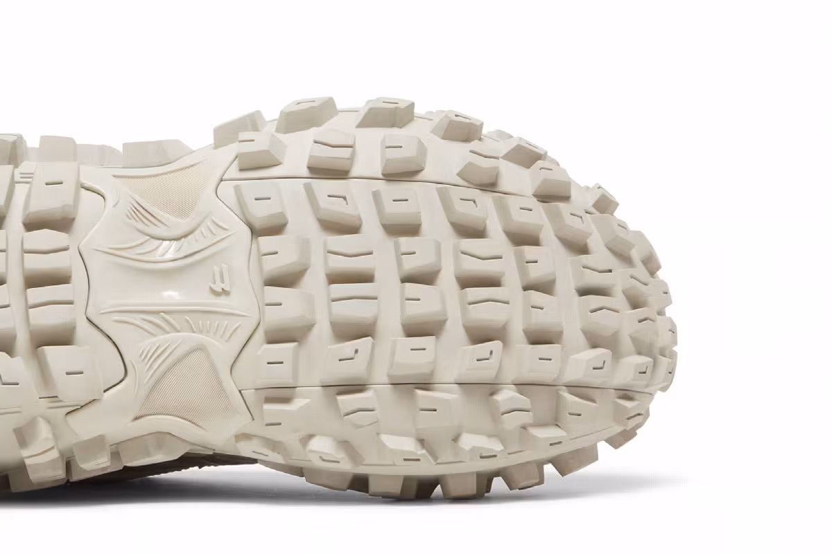 Balenciaga Defender Sneaker Beige, view 6