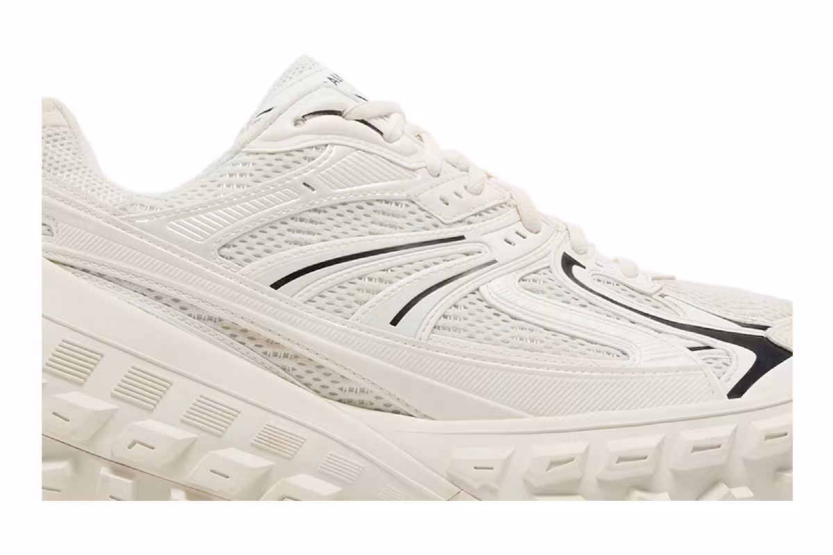 Balenciaga Defender Sneaker Light Beige, view 3