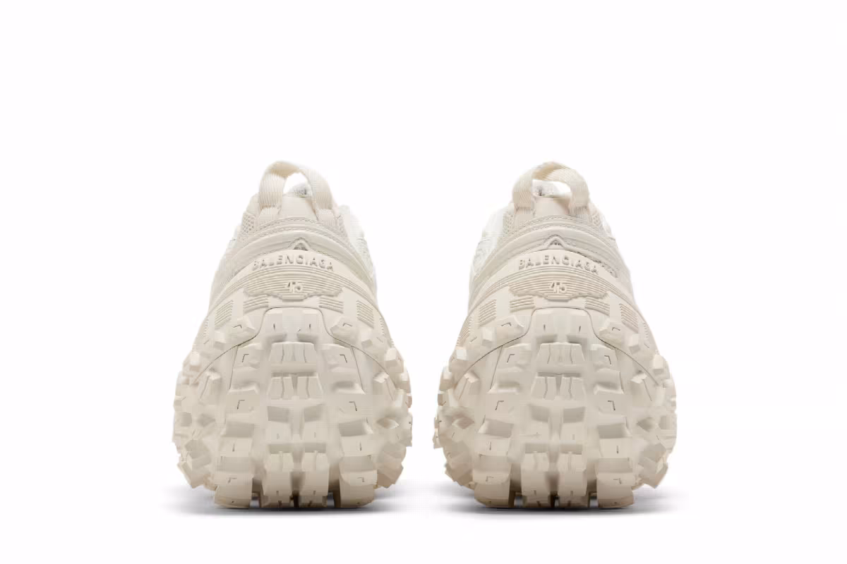 Balenciaga Defender Sneaker Light Beige, view 7