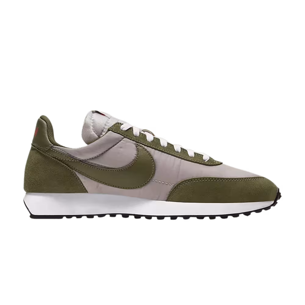 Nike Tailwind 79 Pumice Legion Green