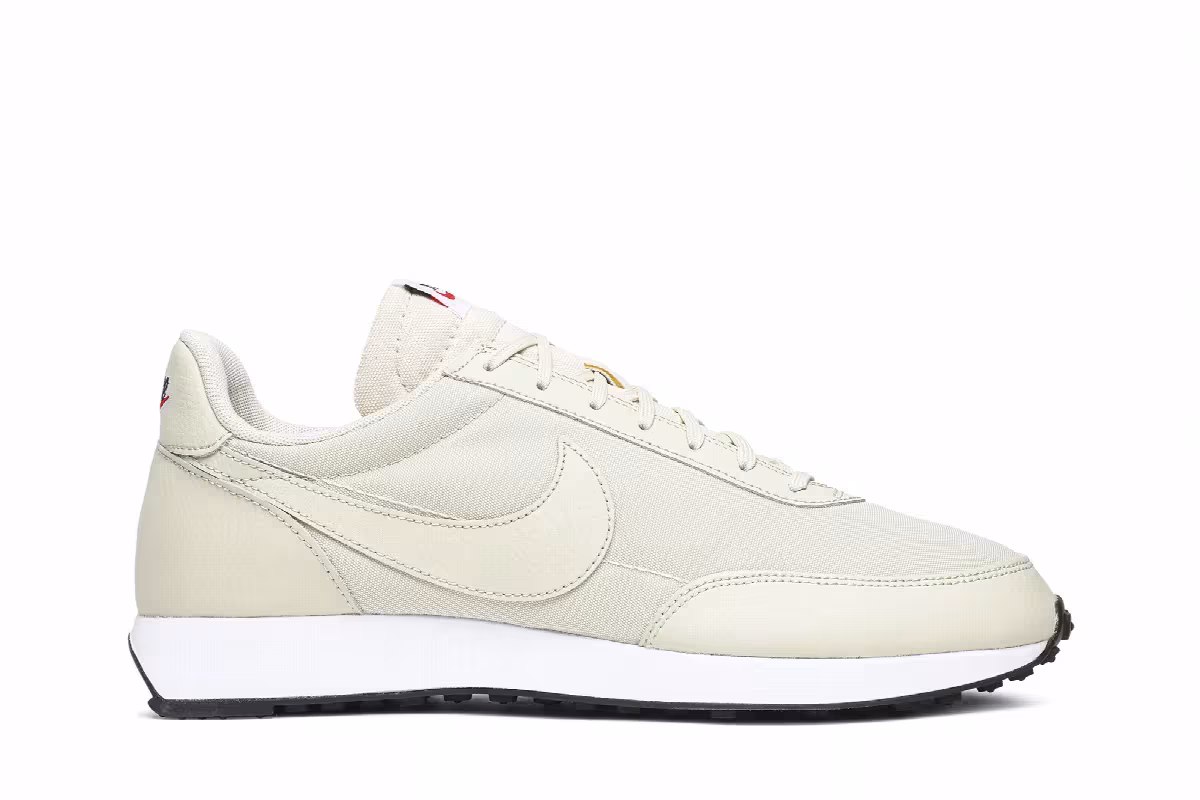 Nike Air Tailwind 79 SE Fossil, view 2