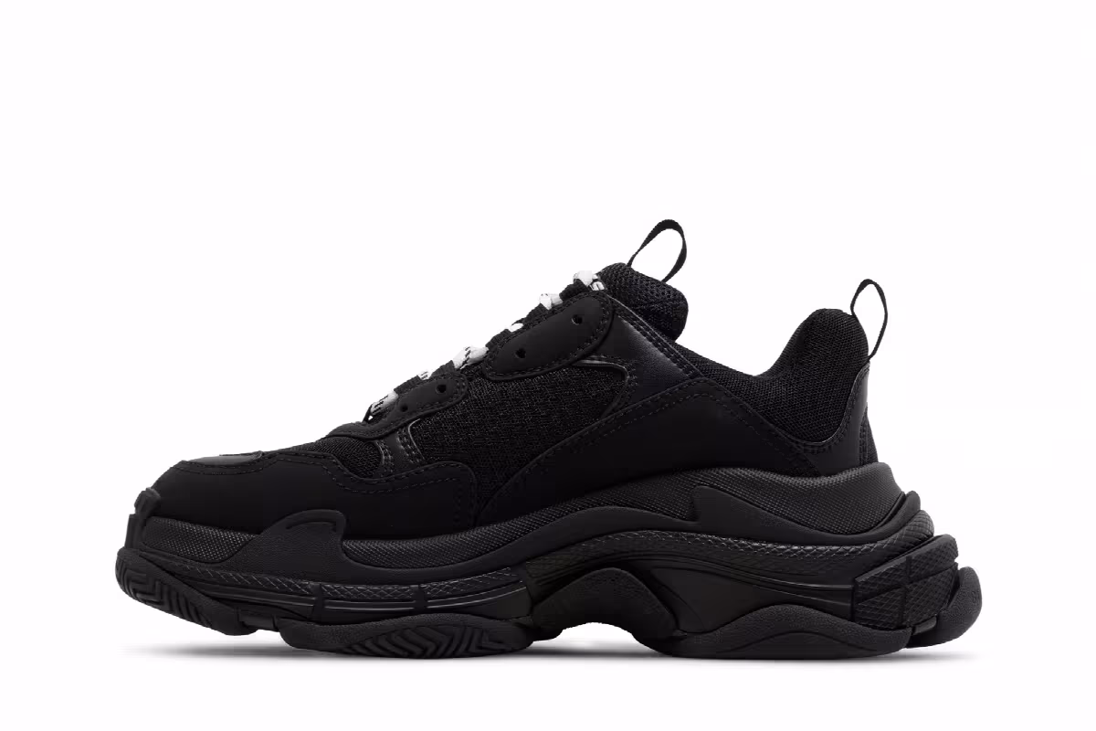 Balenciaga Women's Triple S Black, view 4