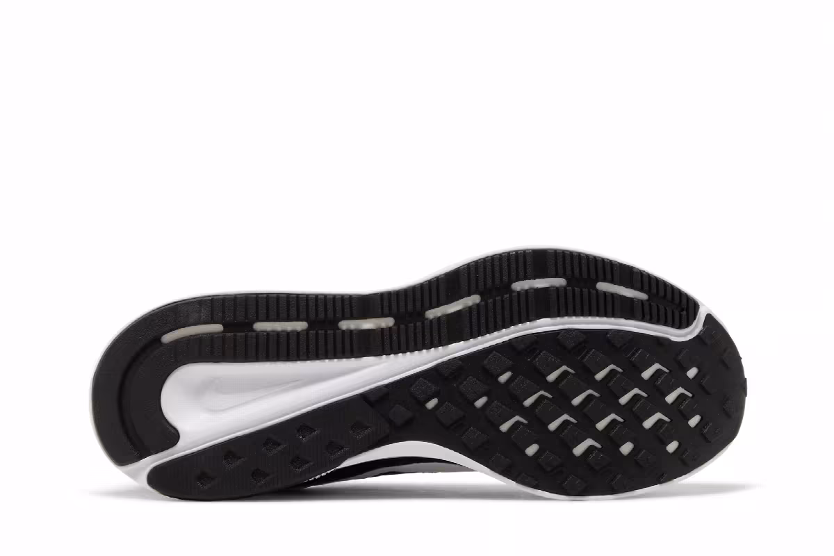 Nike Run Swift 2 Black White, view 5