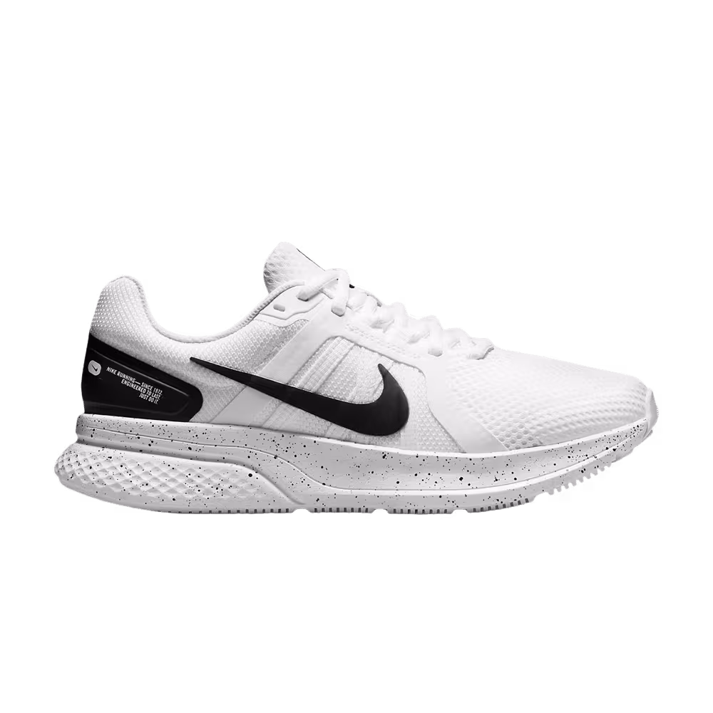 Nike Women's Run Swift v2 White Black