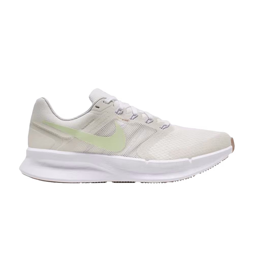 Nike Women's Run Swift 3 Beige