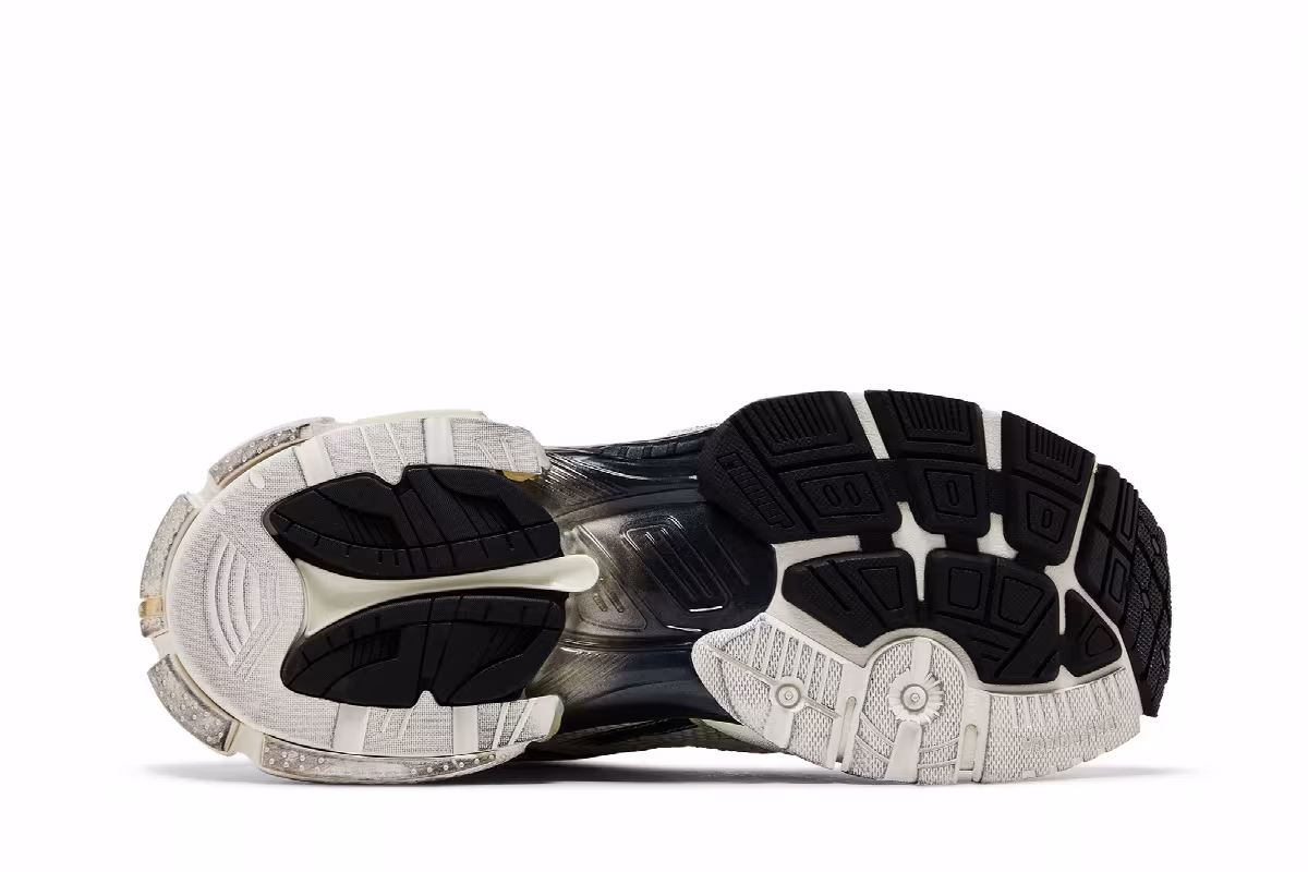 Balenciaga Runner Sneaker Gradient - White Black, view 5