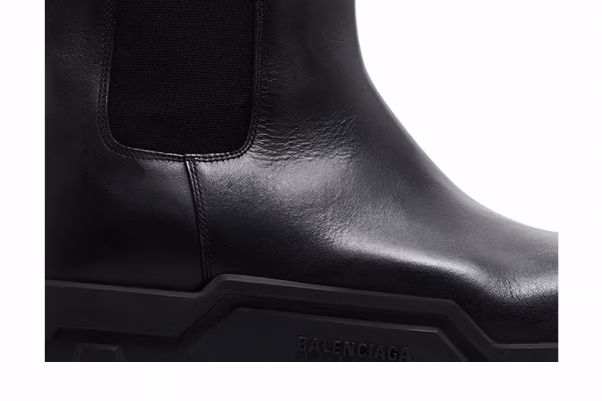 Balenciaga Bulldozer Chelsea Boot Black, view 3