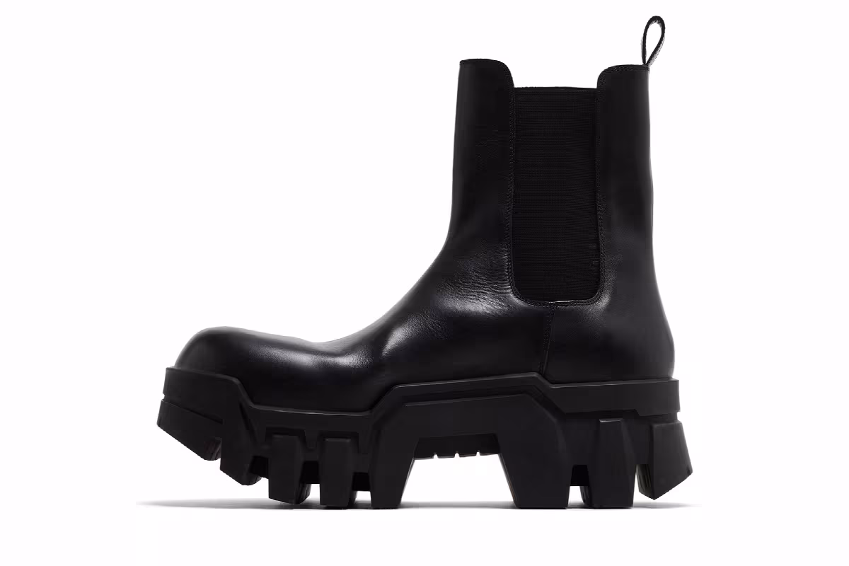 Balenciaga Bulldozer Chelsea Boot Black, view 4