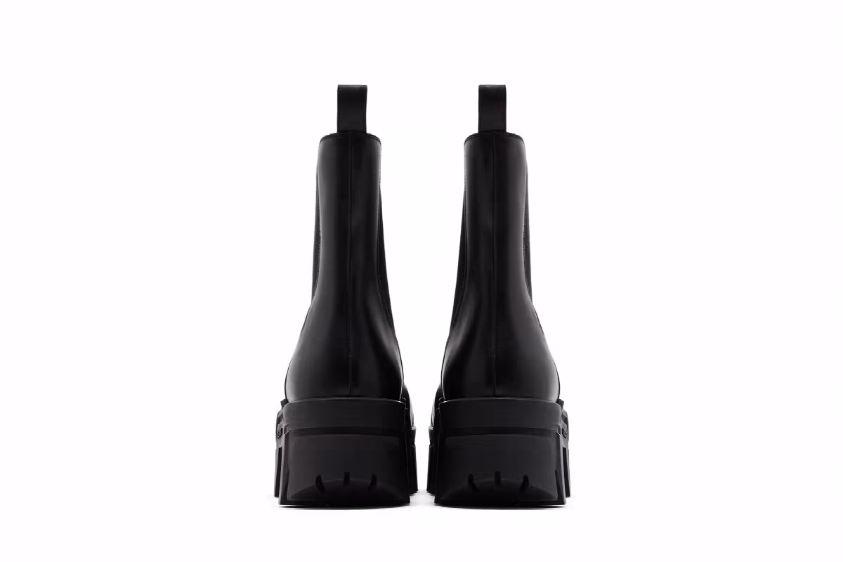 Balenciaga Bulldozer Chelsea Boot Black, view 7