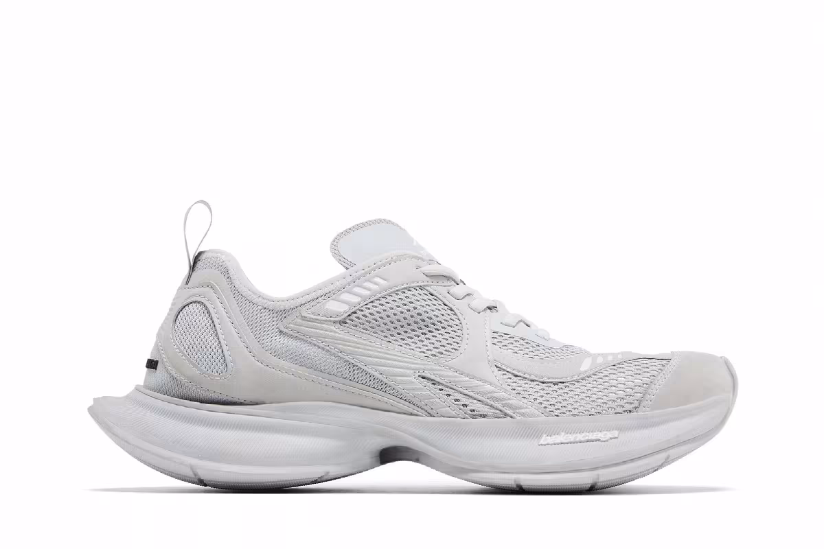 Balenciaga Circuit Sneaker Worn-Out - Light Grey, view 2