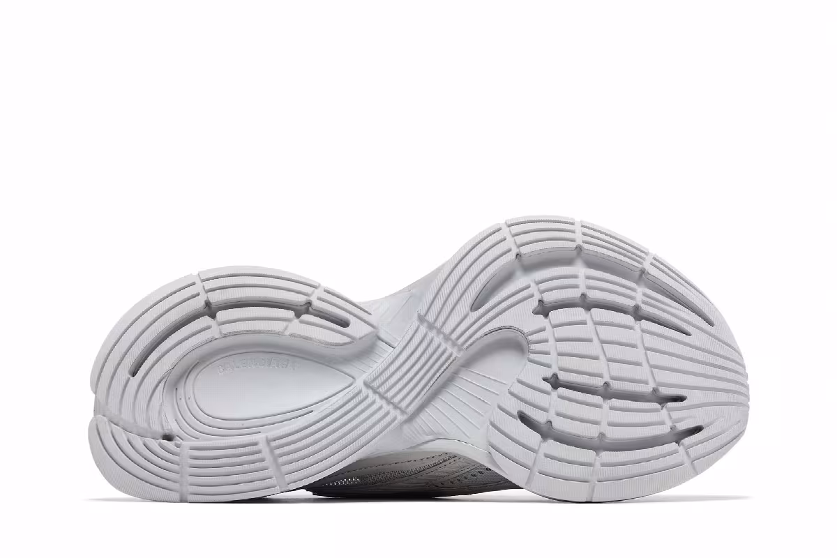 Balenciaga Circuit Sneaker Worn-Out - Light Grey, view 5