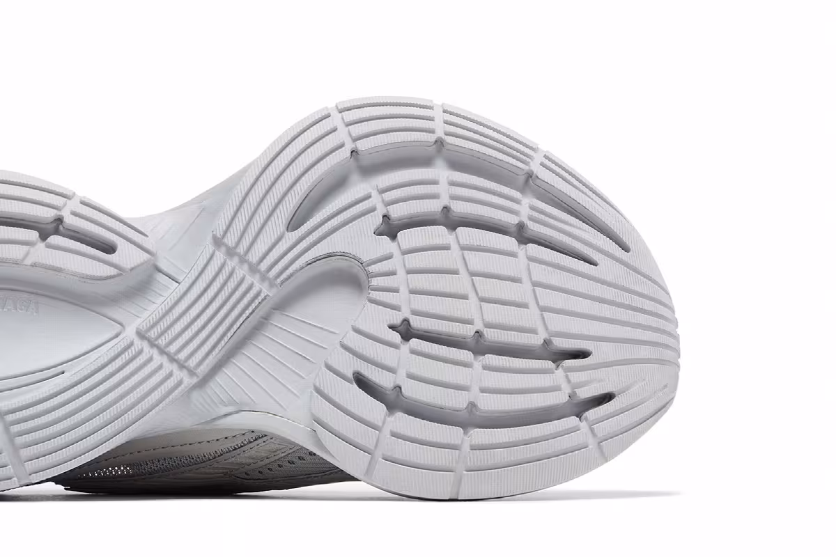 Balenciaga Circuit Sneaker Worn-Out - Light Grey, view 6