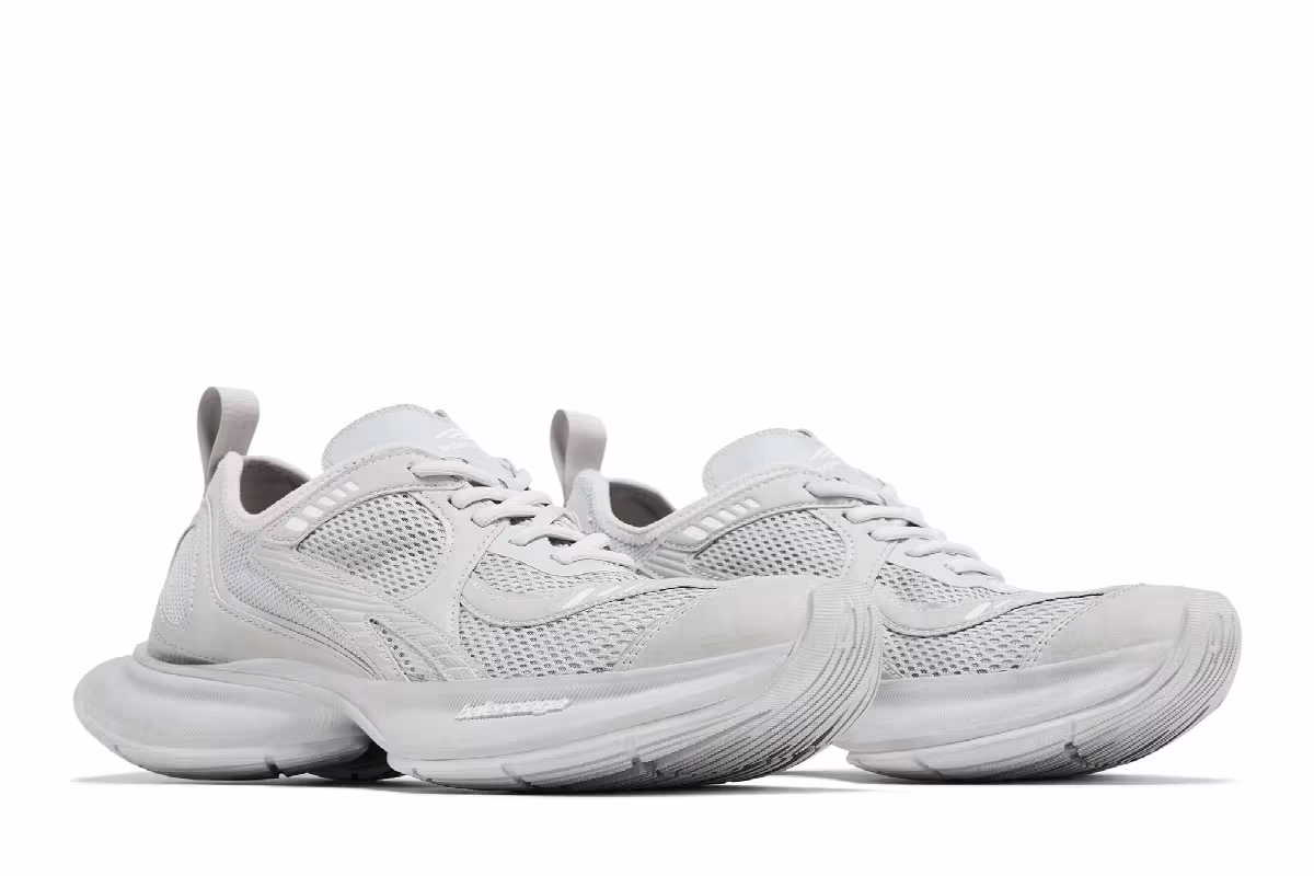 Balenciaga Circuit Sneaker Worn-Out - Light Grey, view 9