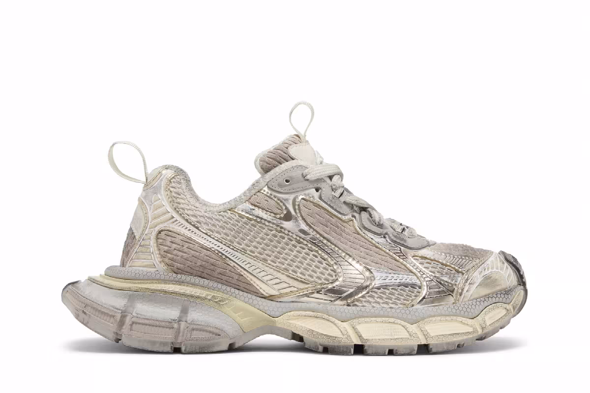 Balenciaga Women's 3XL Sneaker Worn-Out - Light Beige, view 2