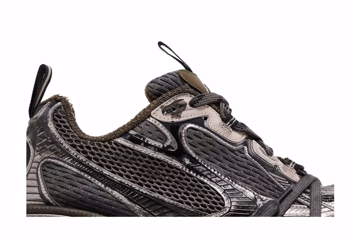 Balenciaga 3XL Sneaker Worn Out - Brown, view 3