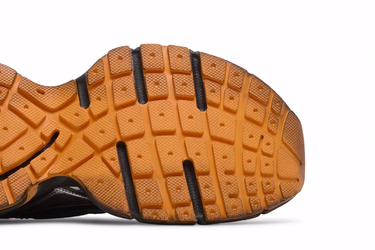 Balenciaga 3XL Sneaker Worn-Out - Black Orange, view 6
