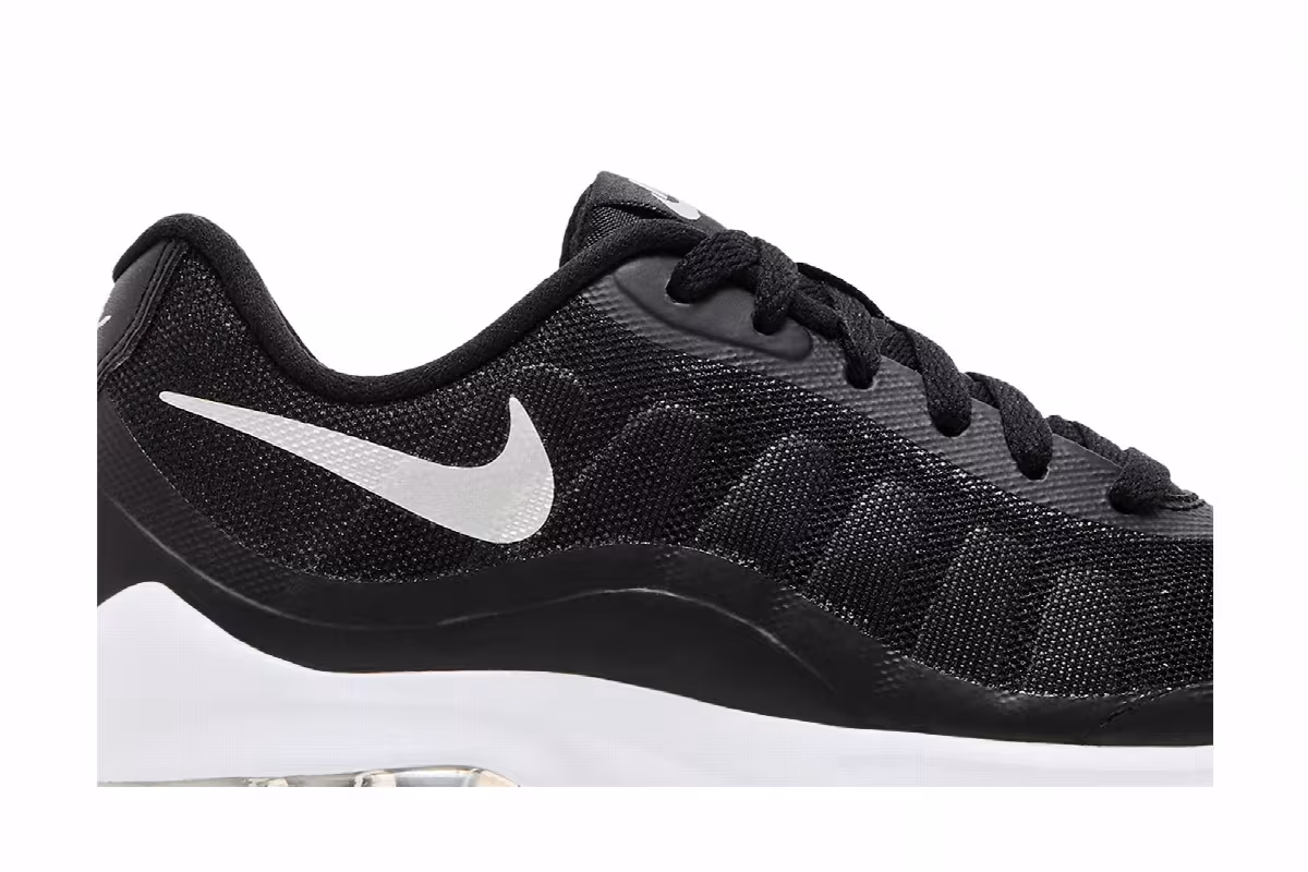 Nike Women's Air Max Invigor Black Metallic Silver, view 3
