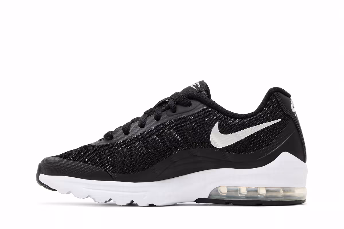 Nike Women's Air Max Invigor Black Metallic Silver, view 4