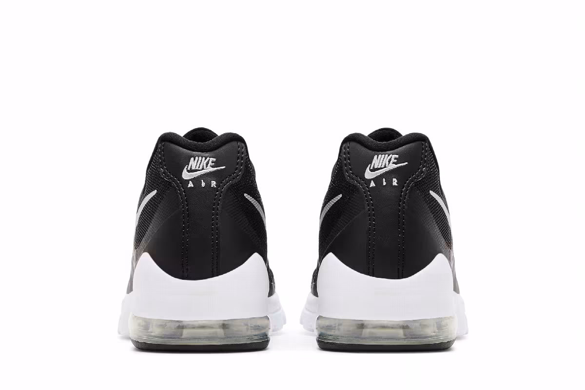 Nike Women's Air Max Invigor Black Metallic Silver, view 7