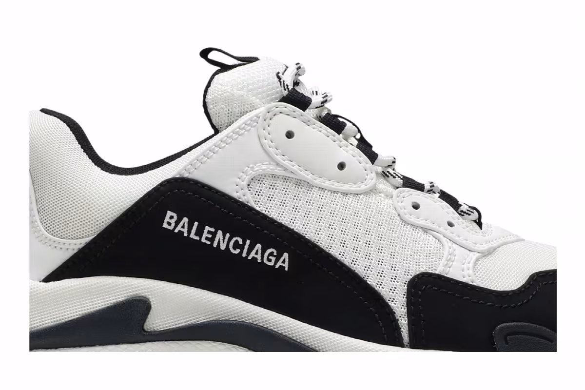Balenciaga Triple S Sneaker White Black, view 3
