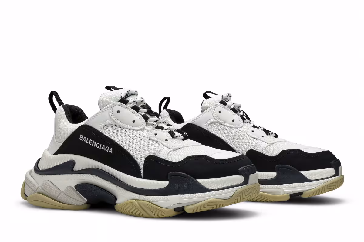 Balenciaga Triple S Sneaker White Black, view 9