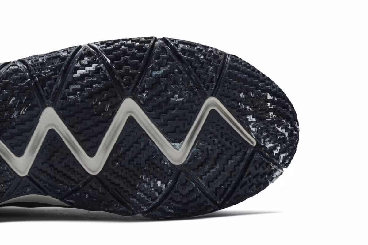 Nike Kyrie 4 GS N7, view 6