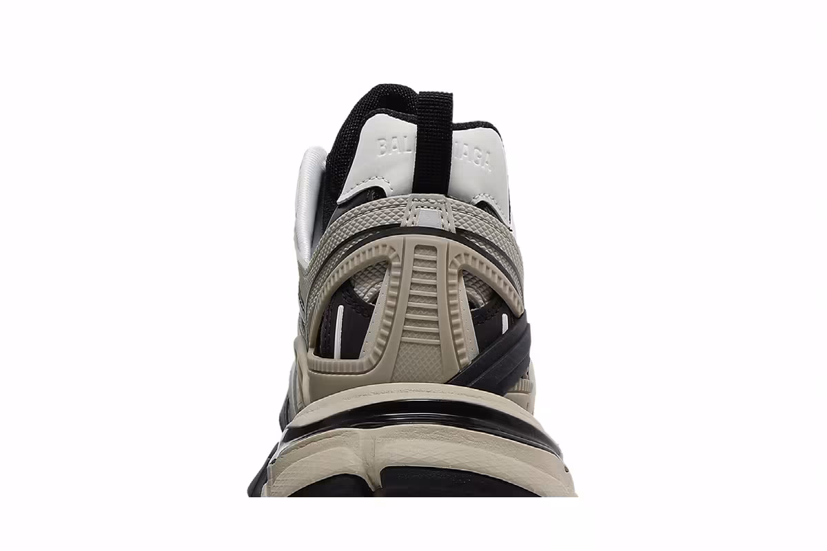 Balenciaga Track.2 Sneaker Beige Black, view 8