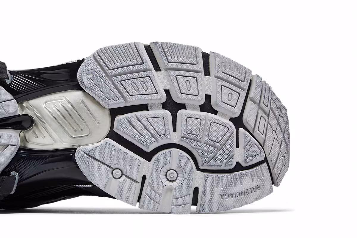 Balenciaga Runner Sneaker Black Silver, view 6