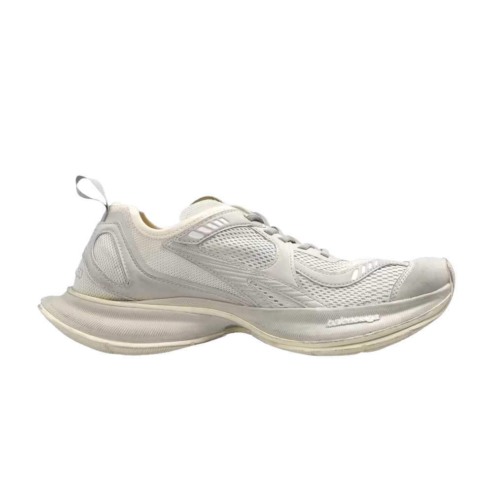 Balenciaga Women's Circuit Sneaker Worn-Out - Beige