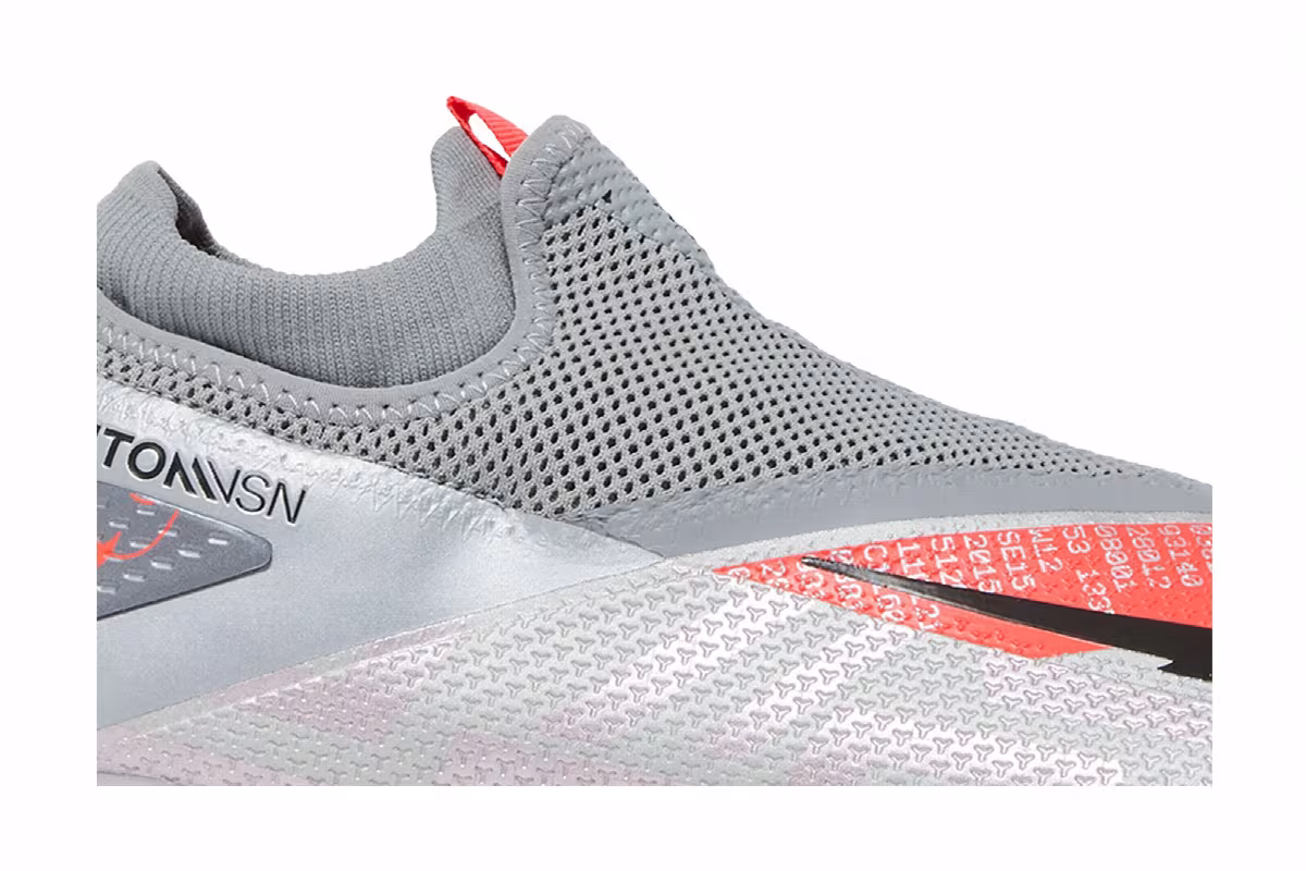 Nike Phantom Vision 2 Pro DF FG Metallic Bomber Grey, view 3