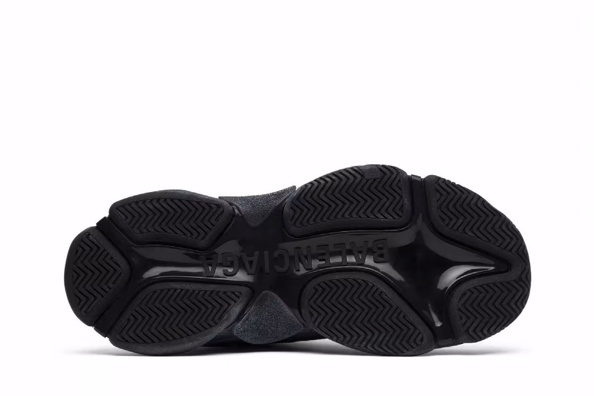 Balenciaga Triple S Sneaker Triple Black 2018, view 5