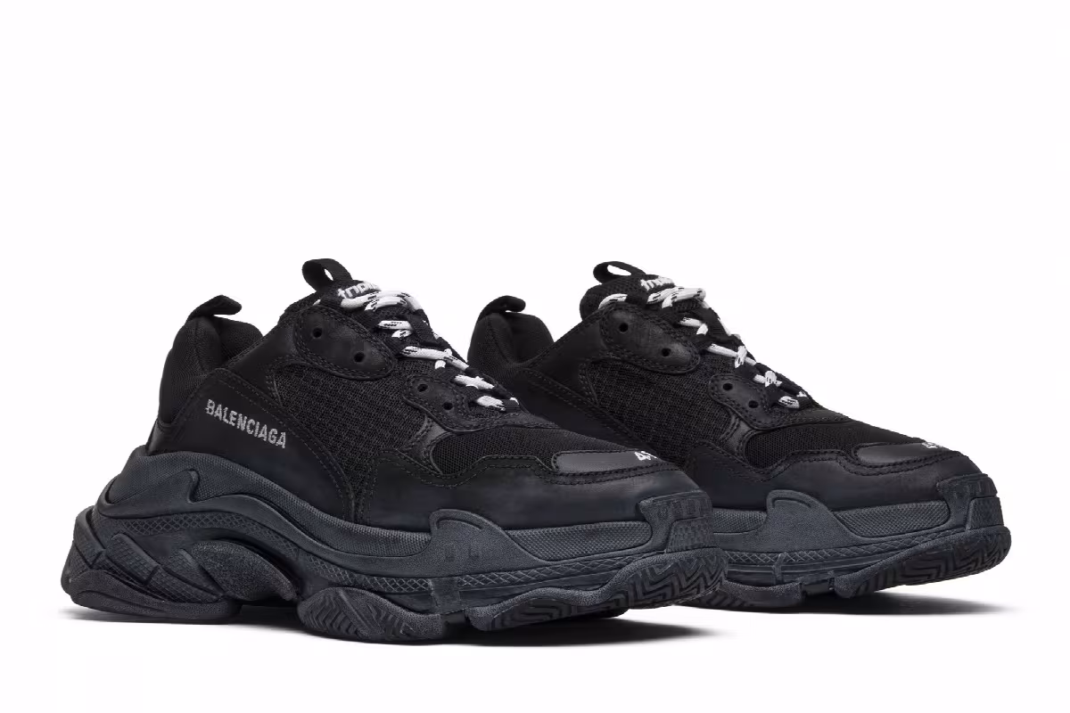 Balenciaga Triple S Sneaker Triple Black 2018, view 9
