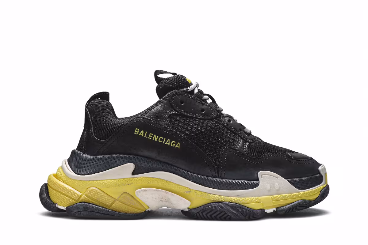Balenciaga Triple S Sneaker Black Yello, view 2