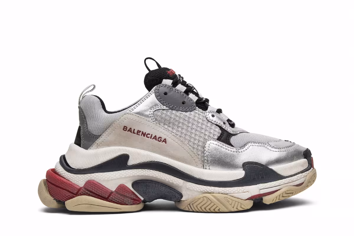 Balenciaga Triple S Sneaker Silver 2018, view 2