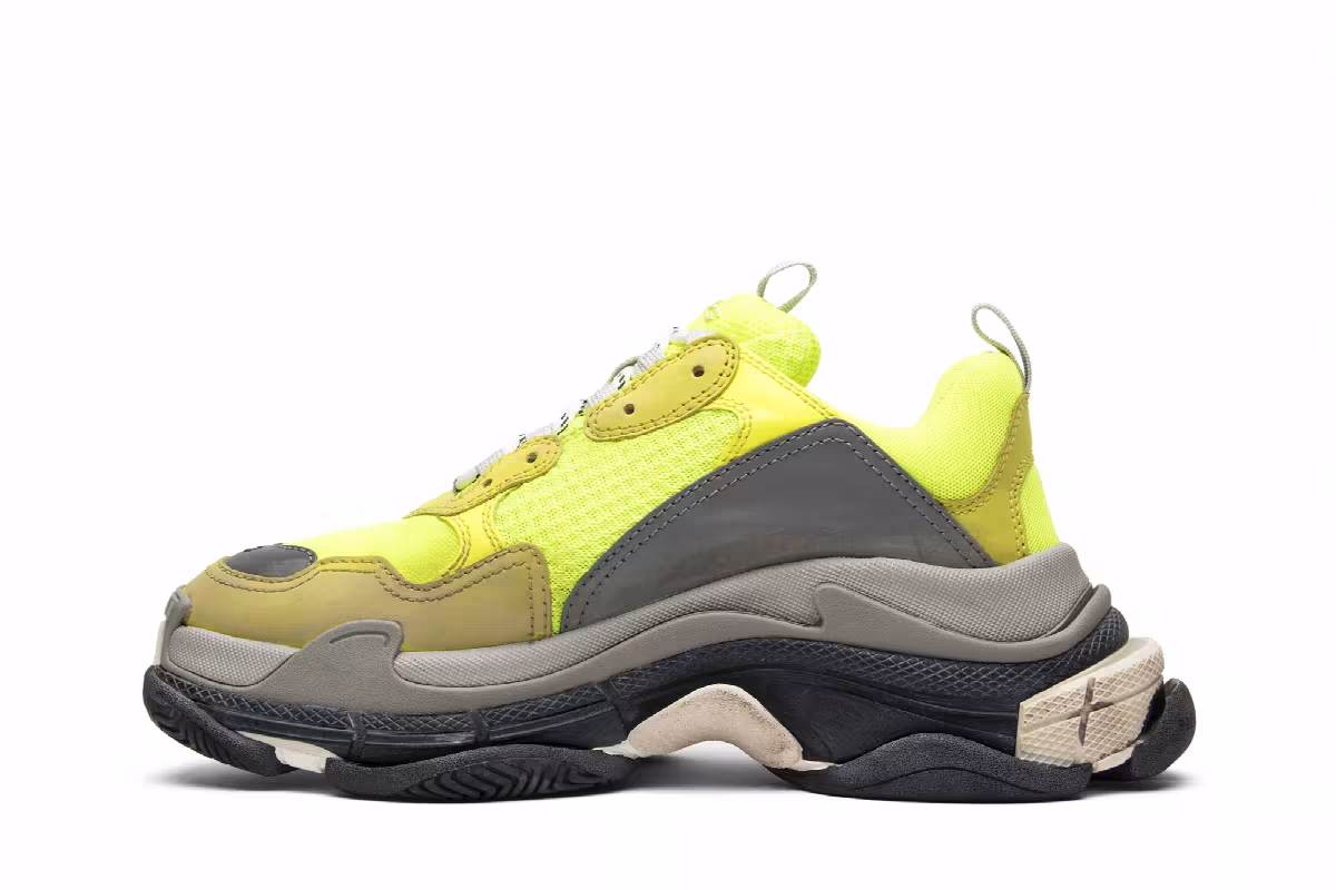 Balenciaga Triple S Sneaker Yellow 2017, view 4