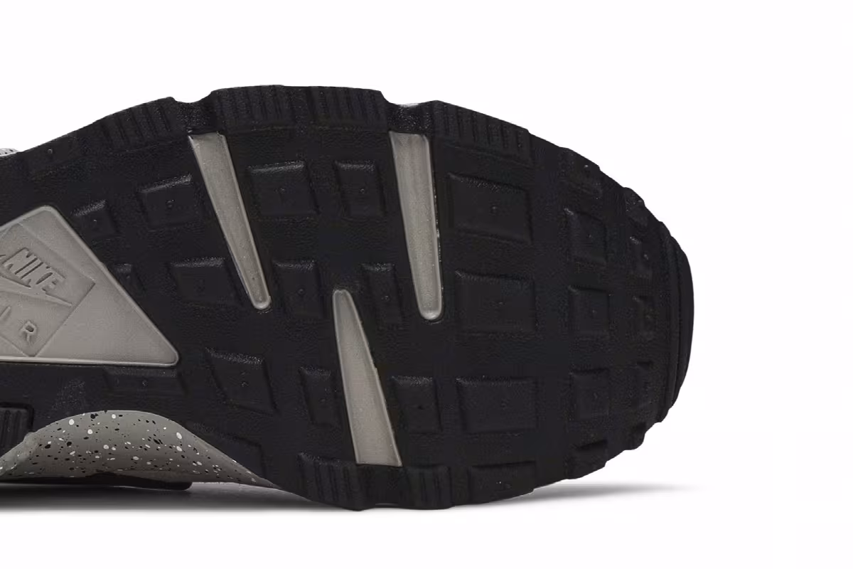 Nike Air Huarache Premium ACG Linen, view 6