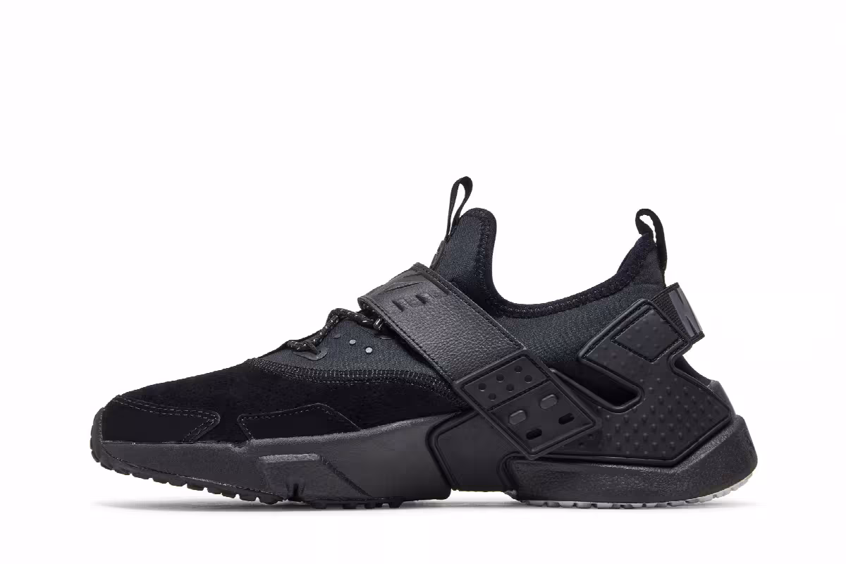 Nike Air Huarache Drift Premium Black, view 4