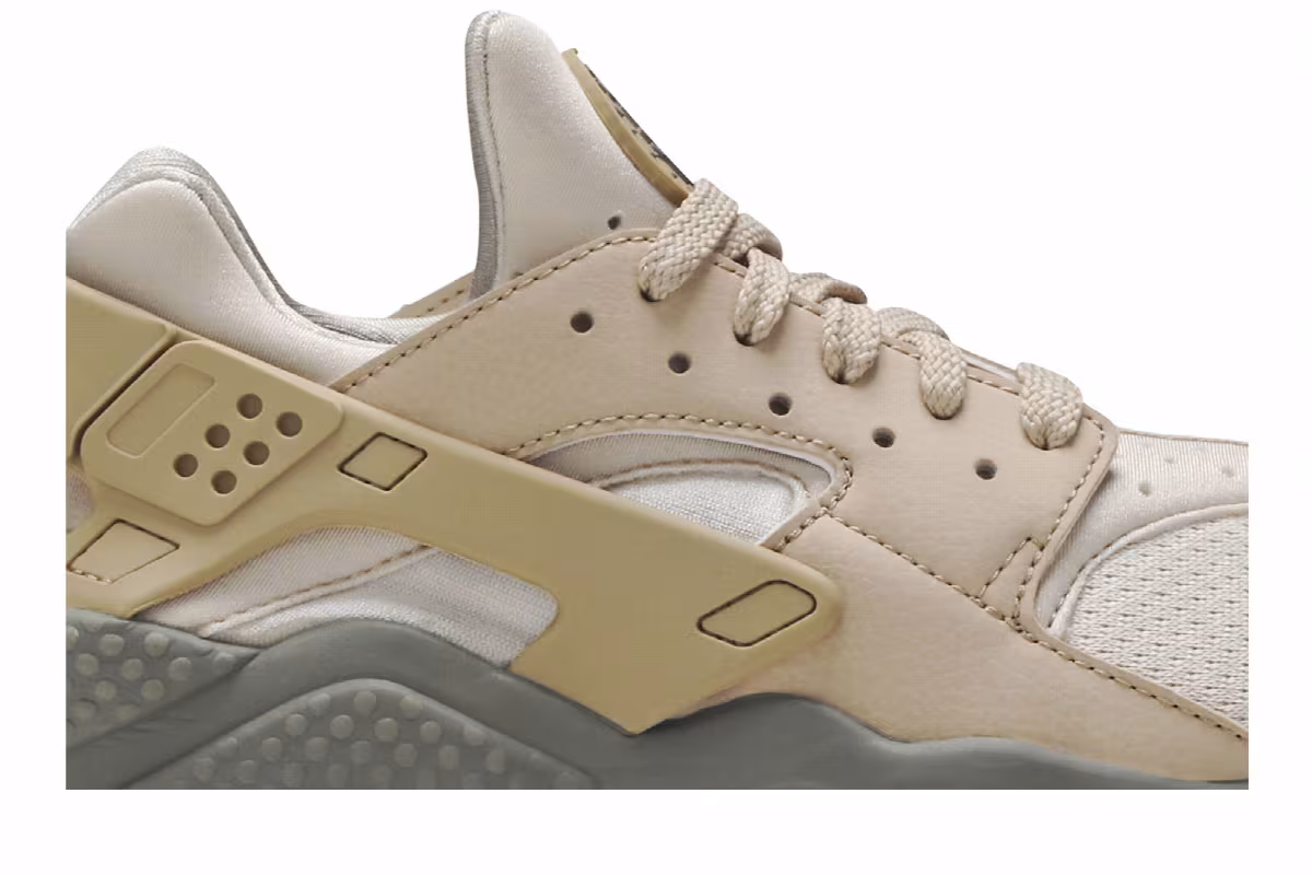 Nike Air Huarache Oatmeal, view 3