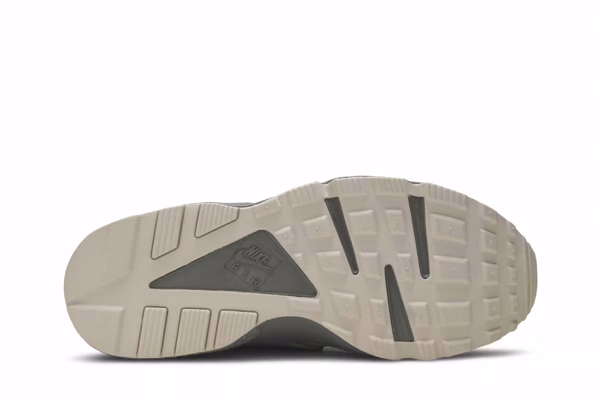 Nike Air Huarache Oatmeal, view 5