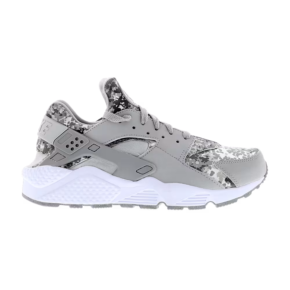 Nike Air Huarache Snow Camo