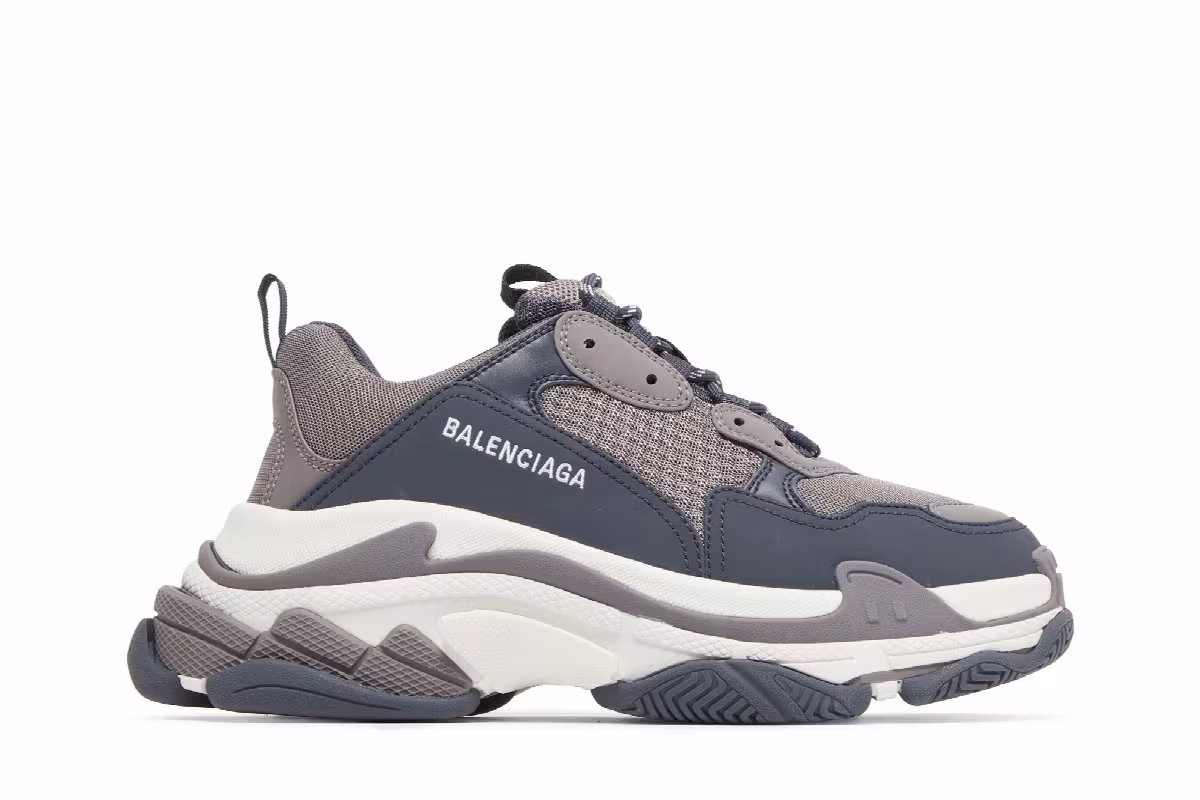 Balenciaga Triple S Sneaker Grey, view 2